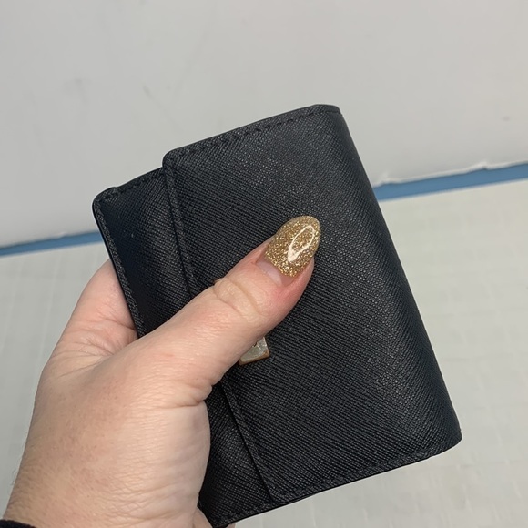 Kate Spade New York Laurel Way Petty in Black - Picture 10 of 10